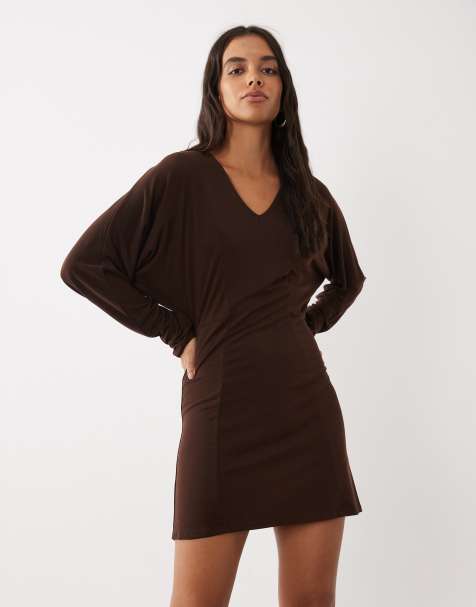 ASOS DESIGN vestito corto con maniche a pipistrello e scollo a V marrone - view 1