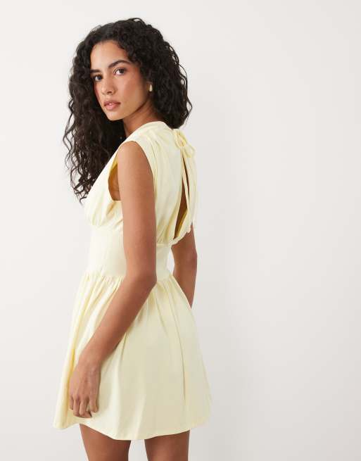 ASOS DESIGN vestito corto con maniche corte e vita stretta mini in giallo buttermilk, 2 di 4