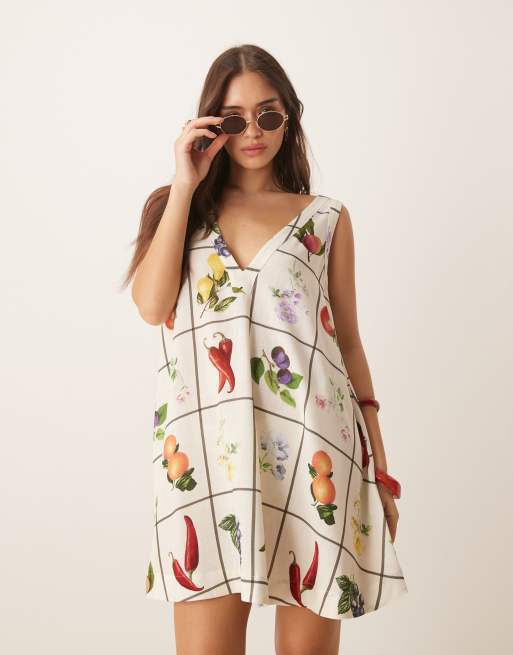 ASOS DESIGN - Vestito corto con scollo a V e stampa di frutta, 3 di 4