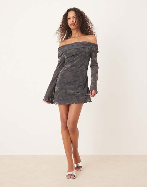 ASOS DESIGN - Vestito corto floccato color blu petrolio con spalle scoperte e scollo alla Bardot, 2 di 4