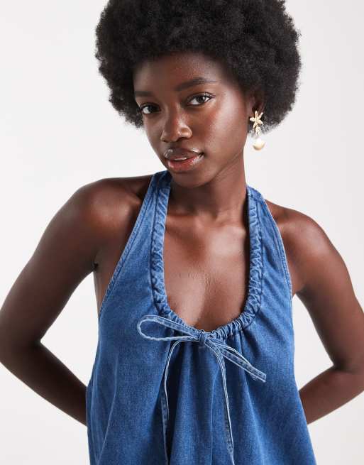ASOS DESIGN - Vestito corto in denim blu medio scuro con scollo rotondo arricciato, 2 di 4