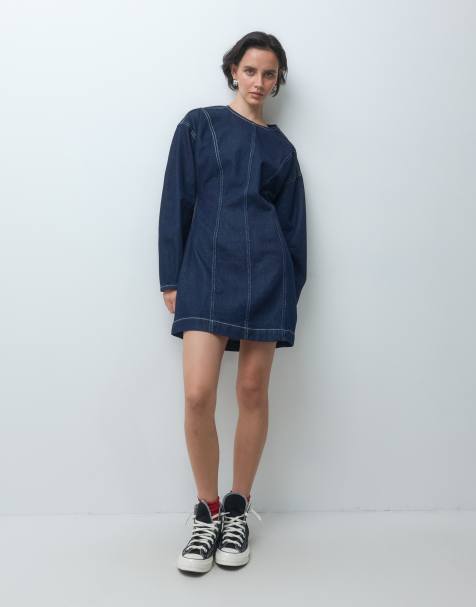 ASOS DESIGN vestito corto in denim con cuciture e maniche lunghe, lavaggio rinse - view 1