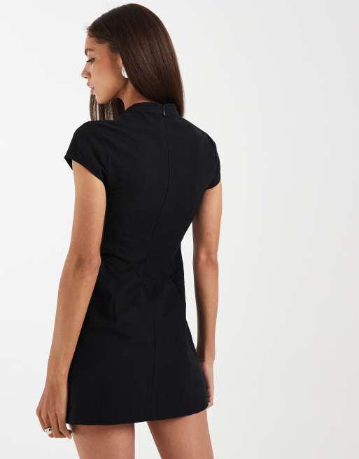 ASOS DESIGN - Vestito corto in misto lino nero con cut-out a goccia, 3 di 4