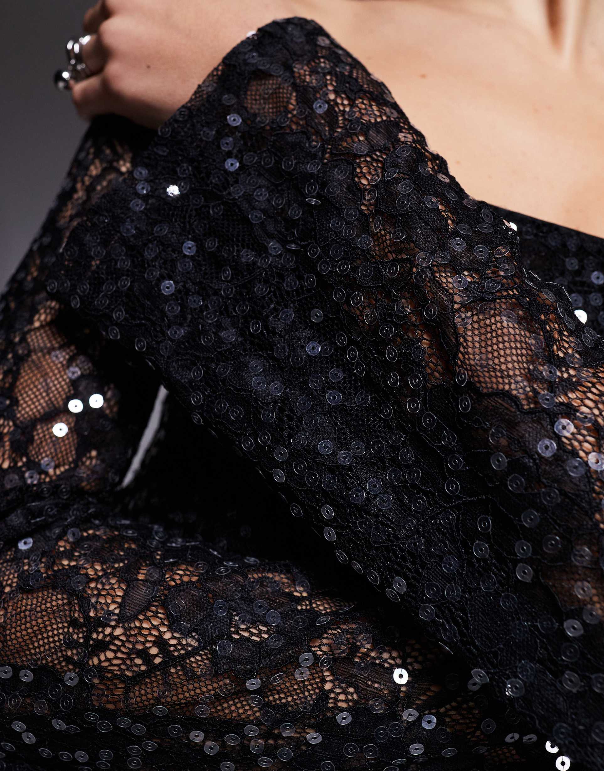 ASOS DESIGN - Vestito corto in paillettes nero con scollo quadrato e maniche svasate