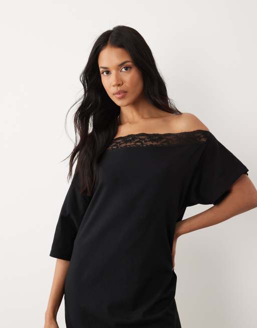 ASOS DESIGN - Vestito corto in pizzo nero con spalla scoperta, 2 di 4