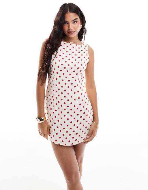 ASOS DESIGN - Vestito corto in raso a pois rossi con schiena scoperta