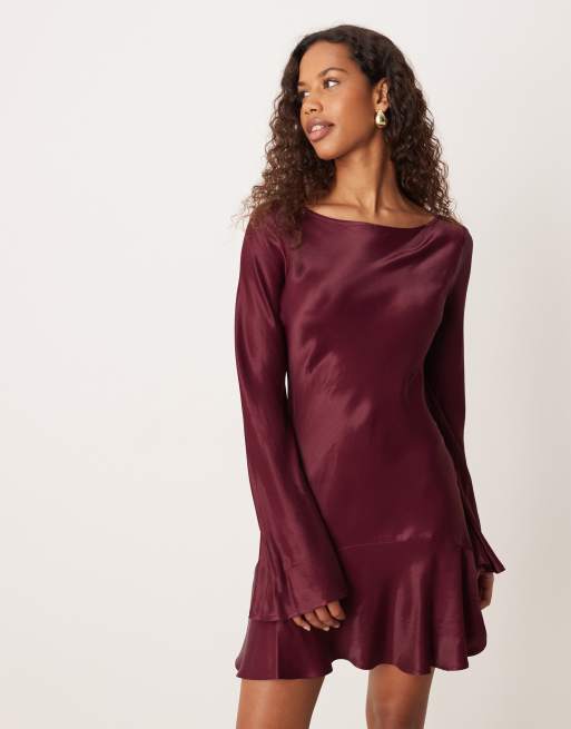 ASOS DESIGN - Vestito corto in raso color prugna con vita scesa, 4 di 4