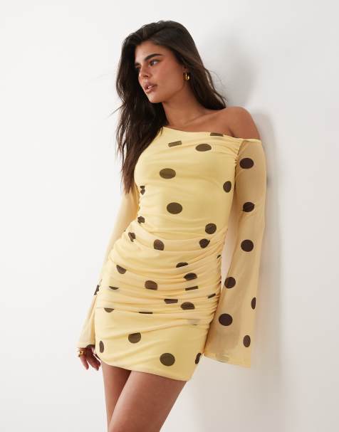 ASOS DESIGN - Vestito corto in rete color limone a pois con spalle scoperte e maniche a pipistrello - view 1