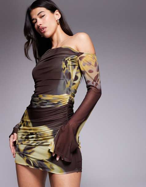 ASOS DESIGN - Vestito corto in rete con stampa animalier, spalla scoperta e maniche a pipistrello - view 1