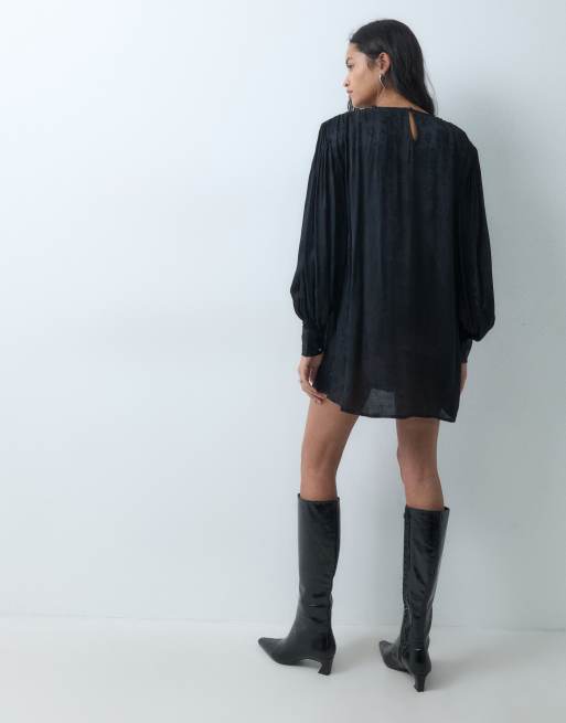 ASOS DESIGN vestito corto jacquard girocollo con maniche a campana nero, 5 di 5