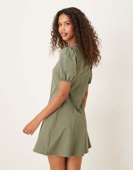 ASOS DESIGN - Vestito corto kaki con maniche a sbuffo con cuciture a vista, 2 di 4