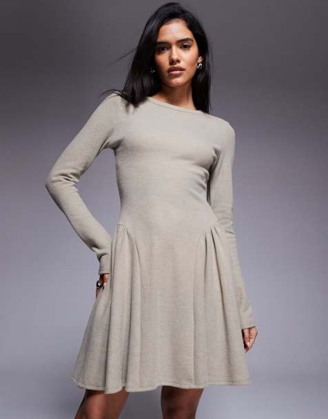 ASOS DESIGN - Vestito corto morbidissimo color talpa a maniche lunghe con godet - view 1