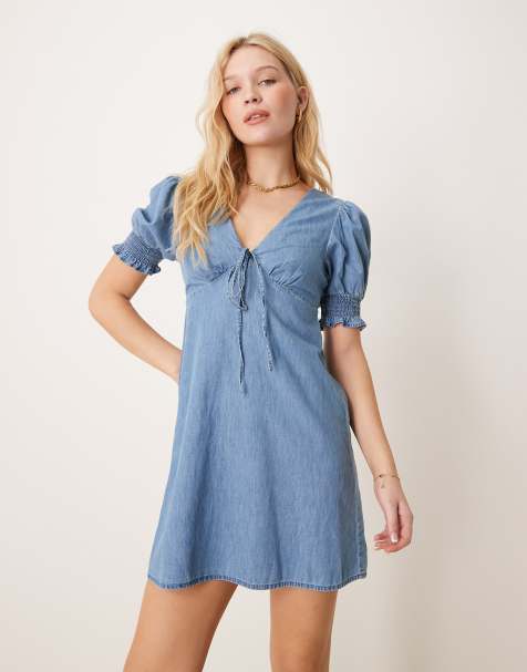 ASOS DESIGN - Vestito corto morbido in denim blu medio con maniche a sbuffo e volant - view 1