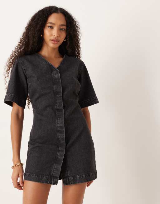 ASOS DESIGN - Vestito corto nero slavato in denim con scollo a V accollato, 2 di 4
