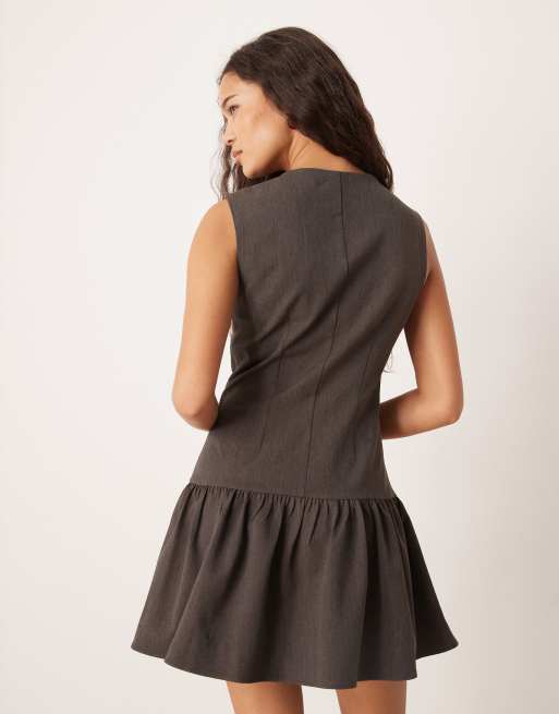 ASOS DESIGN - Vestito corto sartoriale color cioccolato con vita scesa, 3 di 4