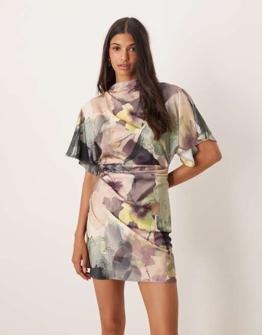 ASOS DESIGN - Vestito corto sblusato accollato in raso verde con stampa a fiori oversize e maniche con volant
