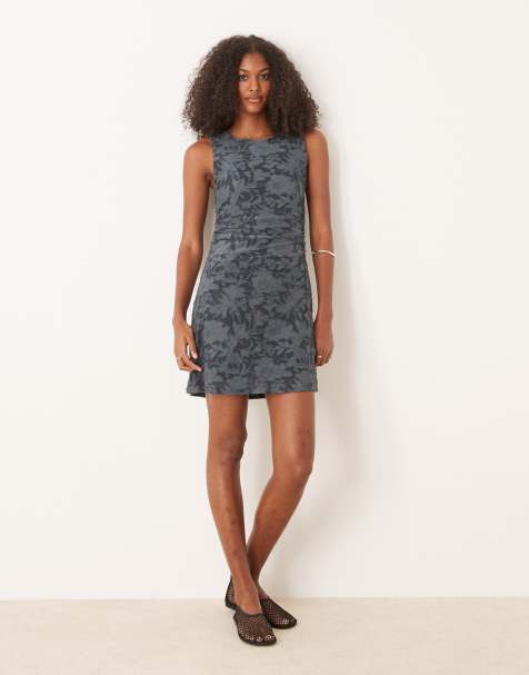 ASOS DESIGN - Vestito corto senza maniche grigio in tessuto dévoré - view 1