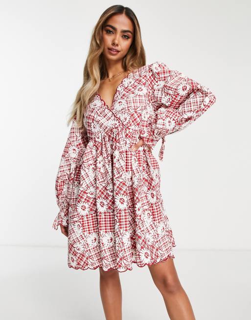 ASOS DESIGN - Vestito corto stile babydoll in twill rosso a fiori rétro e a quadretti con bordi ondulati