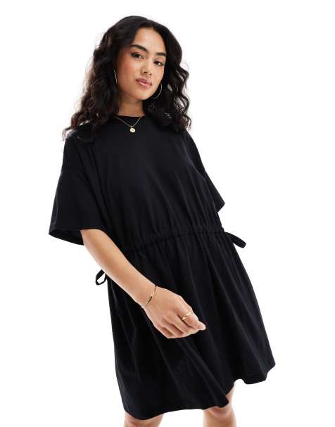 ASOS DESIGN - Vestito corto stile grembiule nero con vita raccolta - view 1
