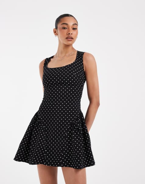 ASOS DESIGN - Vestito corto svolazzante a pois con scollo rotondo - view 1