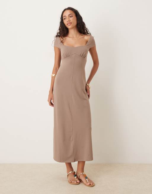 ASOS DESIGN - Vestito da giorno midi color mocha con maniche ad aletta