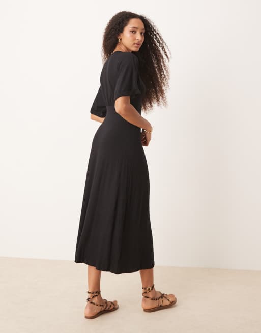 ASOS DESIGN - Vestito da giorno midi nero con maniche arrotolate e bottoni sul davanti, 4 di 4