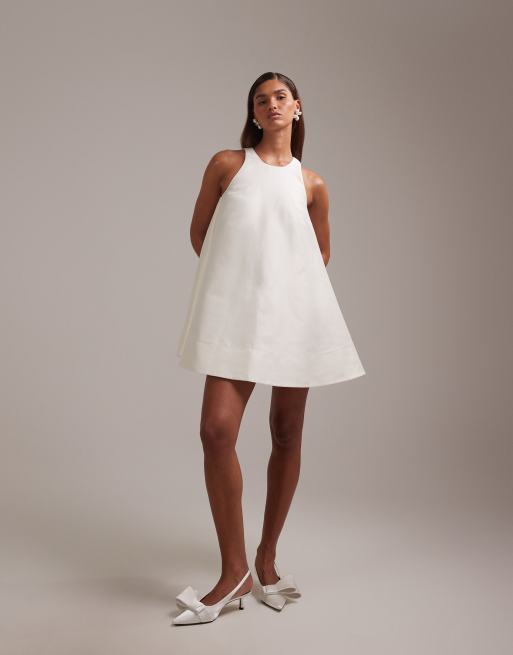 ASOS DESIGN - Vestito da sposa corto strutturato a trapezio color avorio