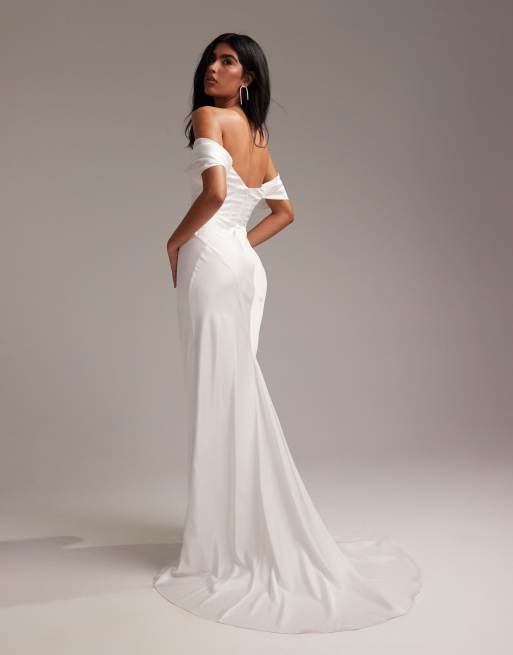 ASOS DESIGN - Vestito da sposa lungo bianco drappeggiato in raso con scollo alla Bardot, 3 di 6