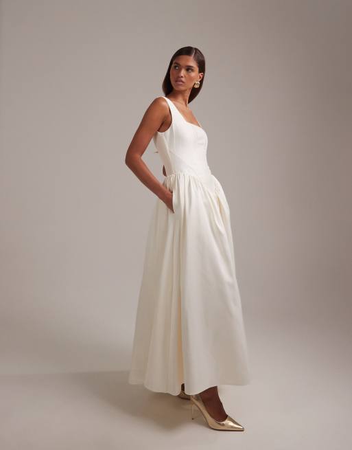 ASOS DESIGN - Vestito da sposa midi con scollo squadrato e gonna a ruota strutturata color avorio