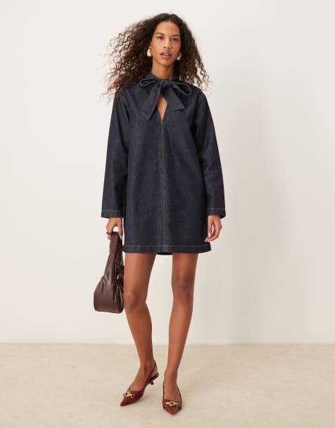 ASOS DESIGN - Vestito di jeans con scollo a V e farfallino al collo - view 1