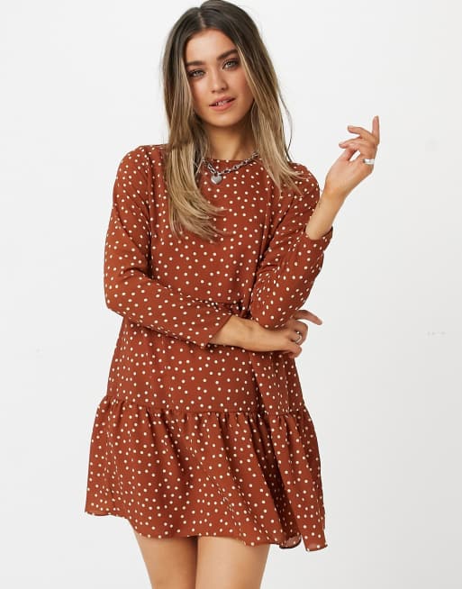 ASOS DESIGN - Vestito grembiule corto a balze a maniche lunghe con pois