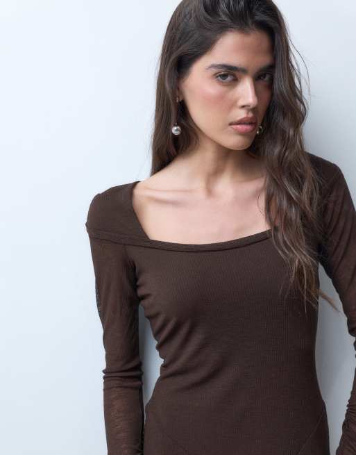 ASOS DESIGN vestito lungo a coste con maniche lunghe, scollo rotondo e vita a V scesa, color cioccolato, 2 di 5