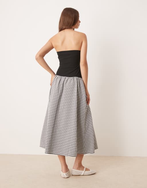 ASOS DESIGN - Vestito lungo a fascia ibrido con stampa a quadretti monocromatica, 3 di 4