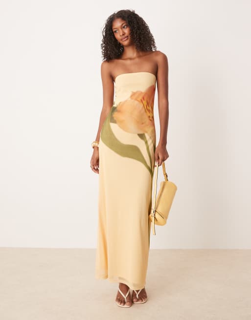 ASOS DESIGN - Vestito lungo a fascia in rete color latticello con stampa floreale