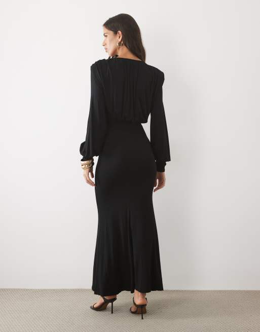 ASOS DESIGN vestito lungo a maniche lunghe con scollo profondo e spalline imbottite nero, 4 di 4