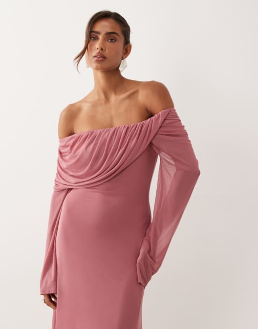 ASOS DESIGN - Vestito lungo a maniche lunghe in rete rosa con spalle scoperte e scollo drappeggiato, 4 di 4