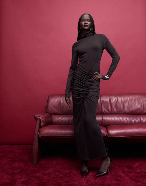 ASOS DESIGN - Vestito lungo accollato a maniche lunghe arricciato sul davanti marrone - view 1