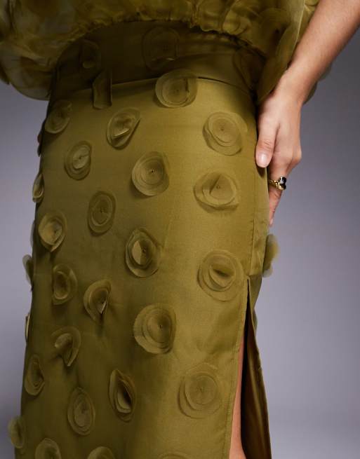 ASOS DESIGN - Vestito lungo accollato in organza verde scuro allacciato al collo, 2 di 4