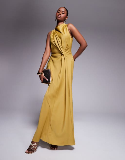 ASOS DESIGN - Vestito lungo accollato in raso drappeggiato color ocra