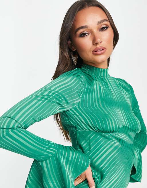 ASOS DESIGN - Vestito lungo accollato in raso verde a righe con polsini ampi, 3 di 4