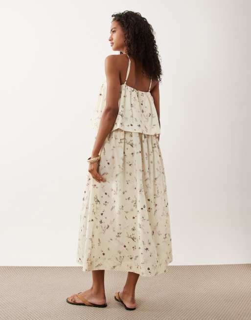 ASOS DESIGN - Vestito lungo allacciato al collo a doppio strato con stampa a fiorellini sfuocata, 3 di 4