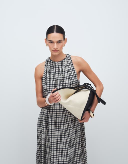 ASOS DESIGN - Vestito lungo allacciato al collo con fondo a sbuffo a quadri monocromatici, 4 di 7
