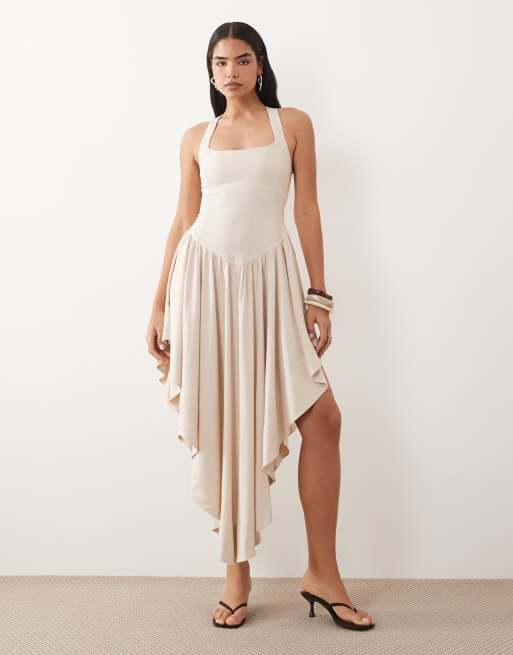 ASOS DESIGN - Vestito lungo allacciato al collo con gonna voluminosa colore neutro