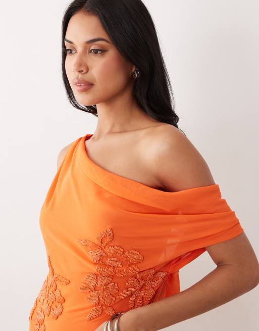 ASOS DESIGN - Vestito lungo arancione con spalle scese drappeggiate e decorazioni floreali, 4 di 4