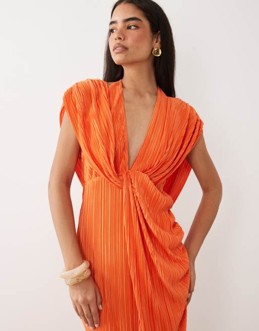 ASOS DESIGN - Vestito lungo arancione plissé allacciato al collo con dettaglio drappeggiato, 3 di 4