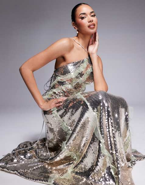 ASOS DESIGN - Vestito lungo argento allacciato al collo con paillettes e inserti in rete con volant - view 1
