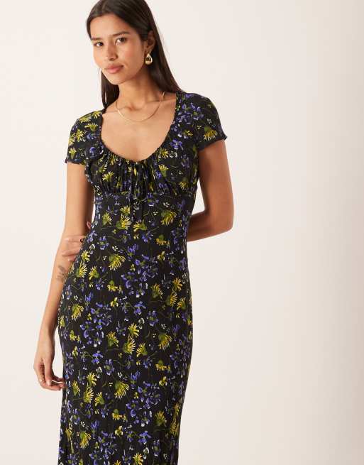 ASOS DESIGN - Vestito lungo arricciato sul davanti a fiorellini con maniche a sbuffo, 3 di 4