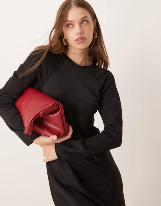 ASOS DESIGN - Vestito lungo asimmetrico in raso con bottoni nero, 2 di 4