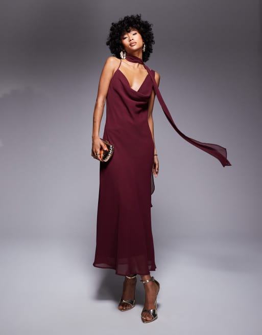 ASOS DESIGN - Vestito lungo bordeaux in chiffon con scollo ad anello e dettaglio stile sciarpa