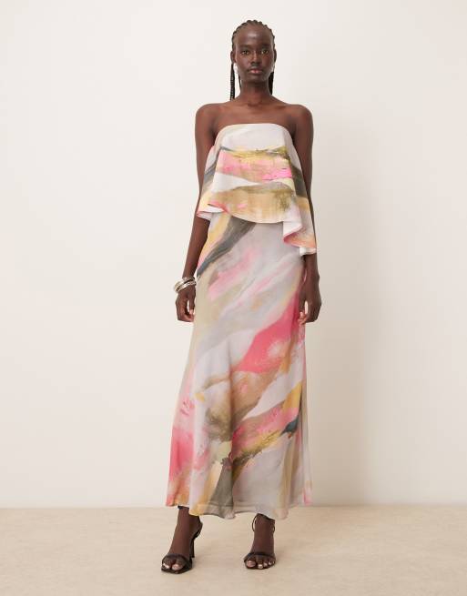 ASOS DESIGN - Vestito lungo con fascia asimmetrica e taglio sbieco in tessuto a contrasto con stampa a pennellate